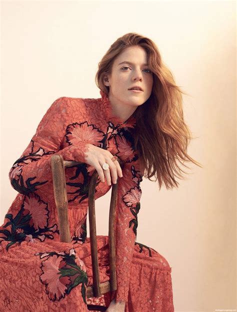 Rose Leslie Nude Photos & Naked Sex Videos